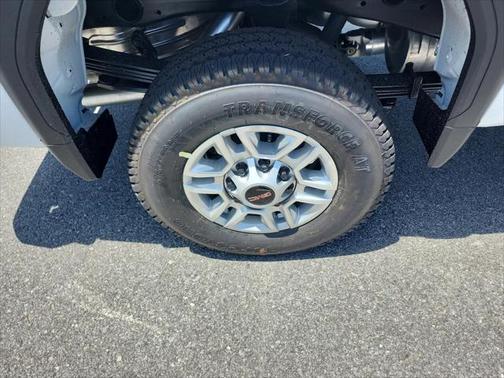2025 GMC Sierra 2500 Base