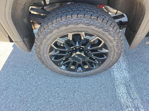 Onyx Black 2026 GMC Sierra 2500 Denali