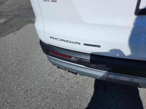 2024 GMC Acadia AWD Elevation