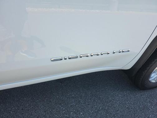2025 GMC Sierra 2500 Base