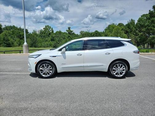 2024 Buick Enclave Avenir FWD
