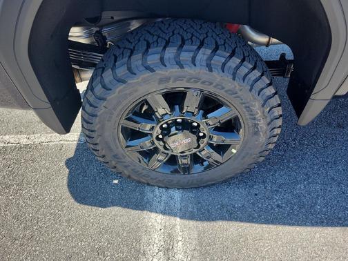 2026 GMC Sierra 2500 AT4