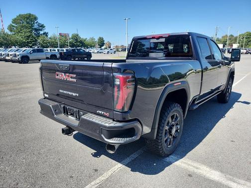 2026 GMC Sierra 2500 AT4