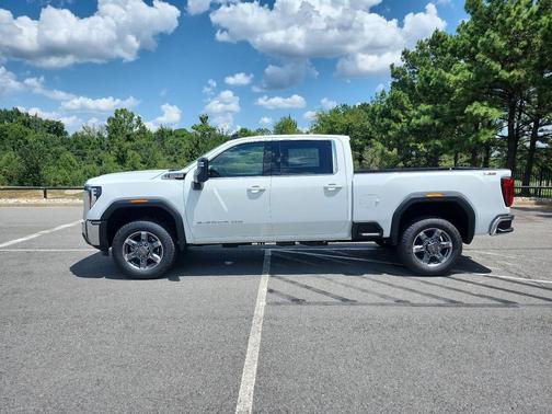 2025 GMC Sierra 2500 SLE
