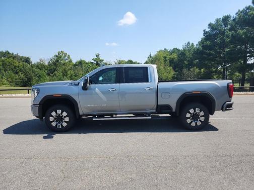 2026 GMC Sierra 2500 Denali