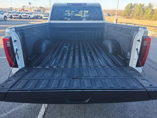 2024 GMC Sierra 2500 SLT