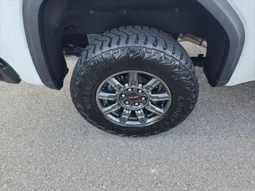 2024 GMC Sierra 1500 AT4X