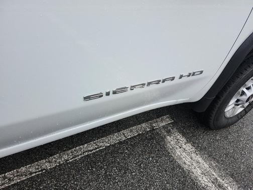 2025 GMC Sierra 2500 Base