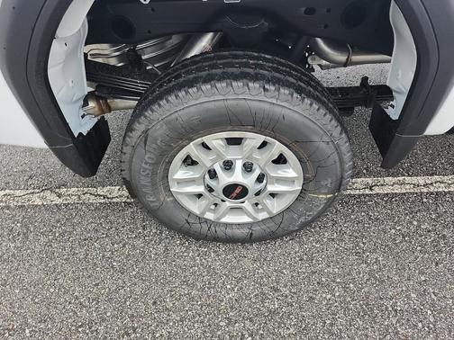 2025 GMC Sierra 2500 Base