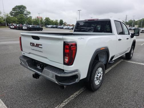 2025 GMC Sierra 2500 Base