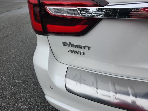 2022 INFINITI QX80 Luxe