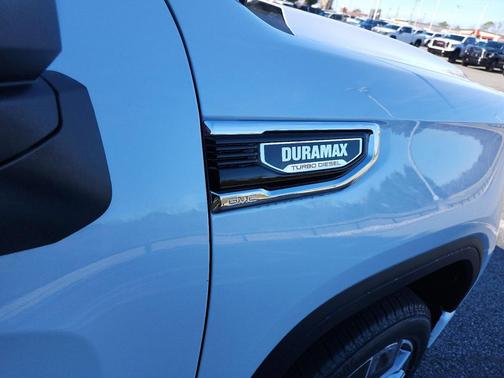 Glacier White Tricoat 2026 GMC Sierra 1500 Denali