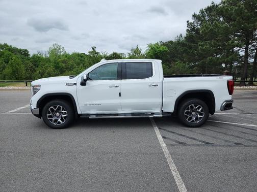 Summit White 2026 GMC Sierra 1500 SLT