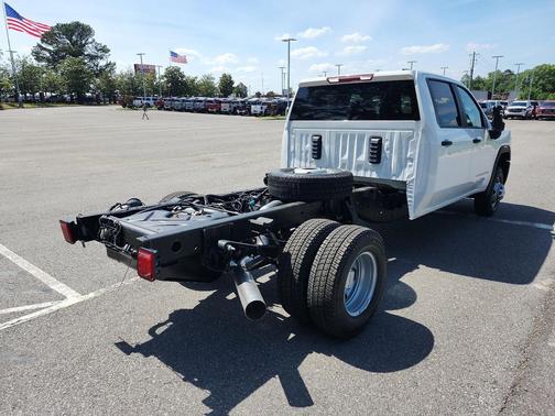 Summit White 2026 GMC Sierra 3500 Base