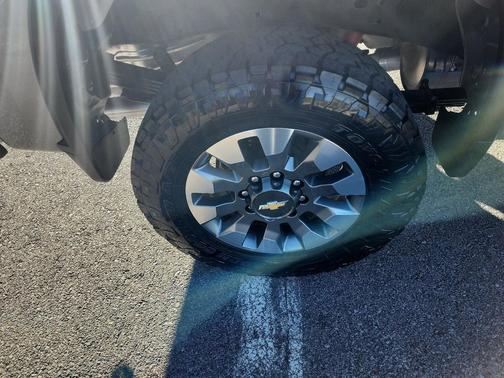 2026 Chevrolet Silverado 2500 Custom