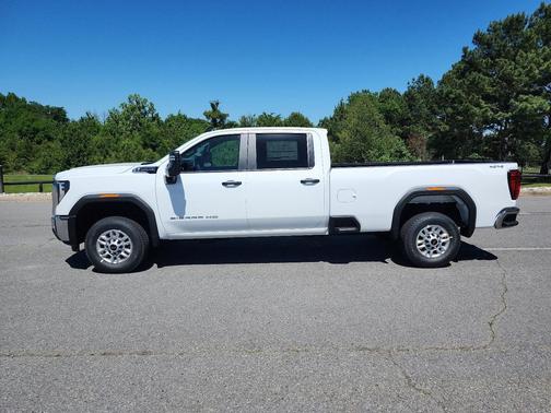 Summit White 2026 GMC Sierra 2500 Pro