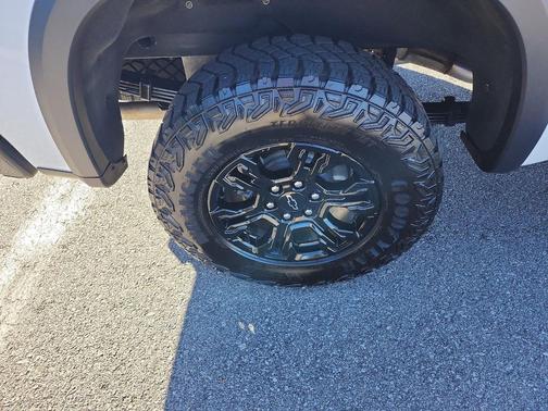 2025 Chevrolet Silverado 1500 ZR2