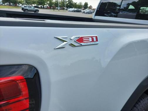 2025 GMC Sierra 2500 SLE