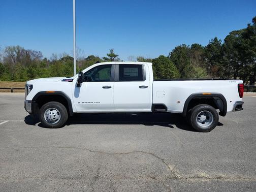 Summit White 2026 GMC Sierra 3500 Base