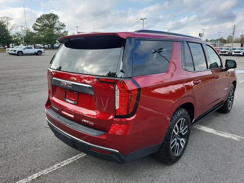 2023 GMC Yukon 4WD AT4