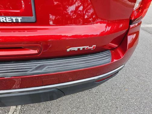 2023 GMC Yukon 4WD AT4