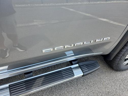 2025 GMC Sierra 2500 Denali