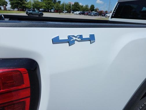 2025 GMC Sierra 2500 Base