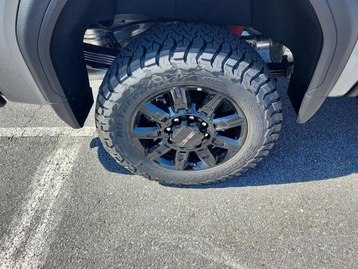 2026 GMC Sierra 2500 AT4