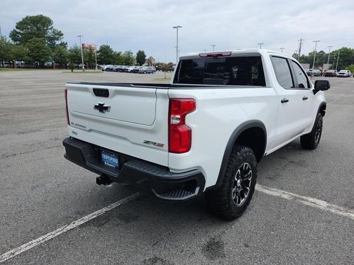 2025 Chevrolet Silverado 1500 ZR2