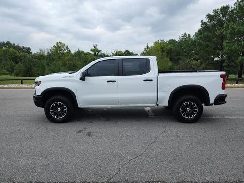 2025 Chevrolet Silverado 1500 ZR2