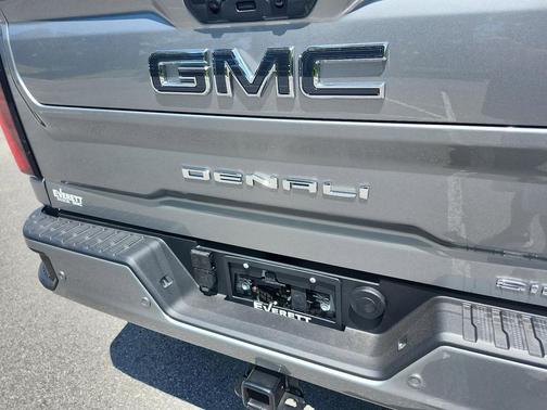 2025 GMC Sierra 3500 Denali