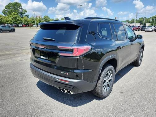 2025 GMC Acadia AWD AT4