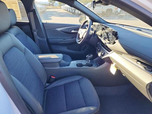 2026 Buick Envista Preferred FWD