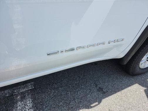 2025 GMC Sierra 2500 Base