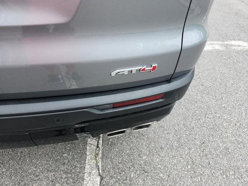 Sterling Metallic 2024 GMC Acadia AWD AT4