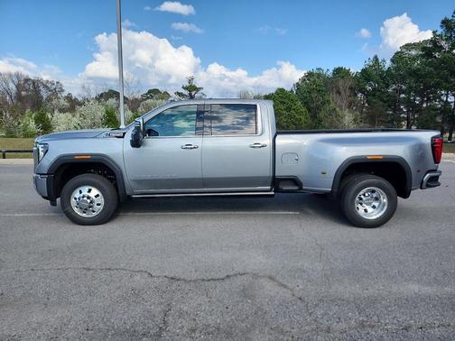 Sterling Metallic 2026 GMC Sierra 3500 Denali