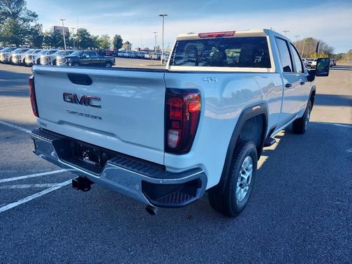 2026 GMC Sierra 2500 Base
