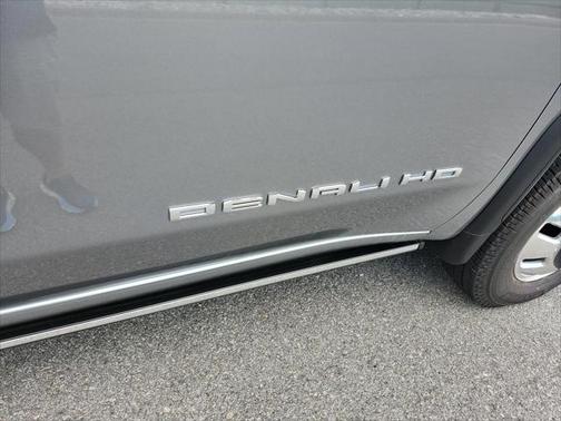2025 GMC Sierra 3500 Denali