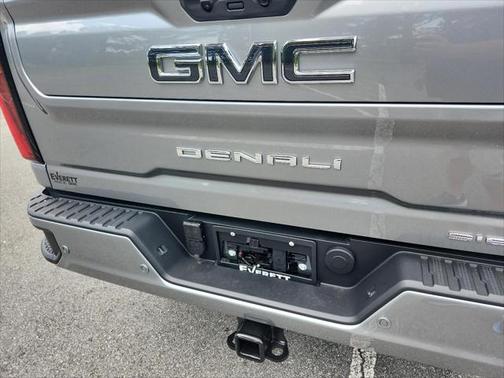 2025 GMC Sierra 3500 Denali
