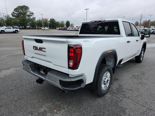 2026 GMC Sierra 2500 Base