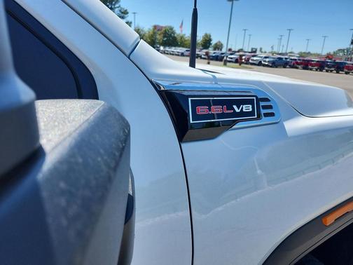 Summit White 2026 GMC Sierra 2500 Pro