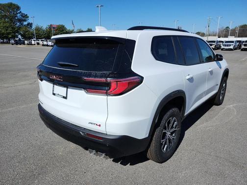 2026 GMC Acadia AT4 AWD