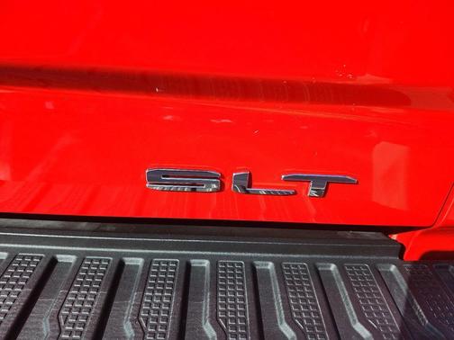 2023 GMC Sierra 2500 SLT