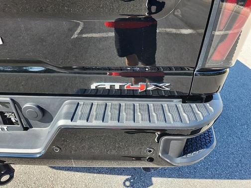 2024 GMC Sierra 2500 AT4X