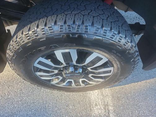 2024 GMC Sierra 2500 Denali Ultimate