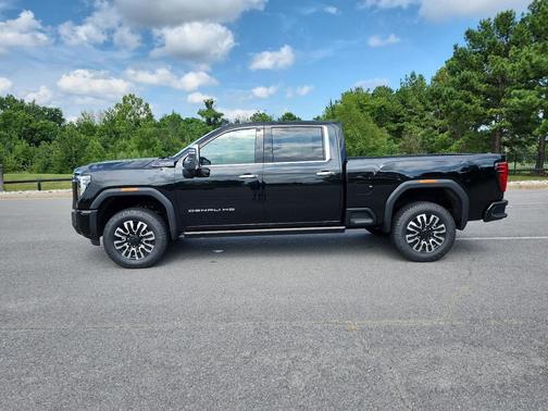 2025 GMC Sierra 2500 Denali Ultimate
