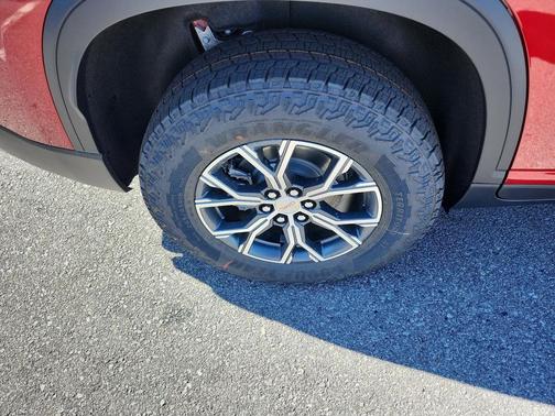 2026 GMC Acadia AT4 AWD