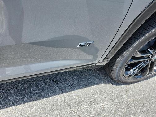 Moonstone Gray Metallic 2026 Buick Enclave Sport Touring