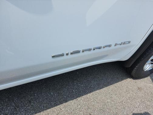 2026 GMC Sierra 2500 Base