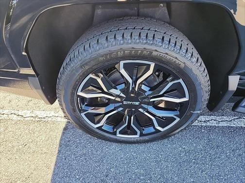 2025 GMC Sierra EV Extended Range Denali